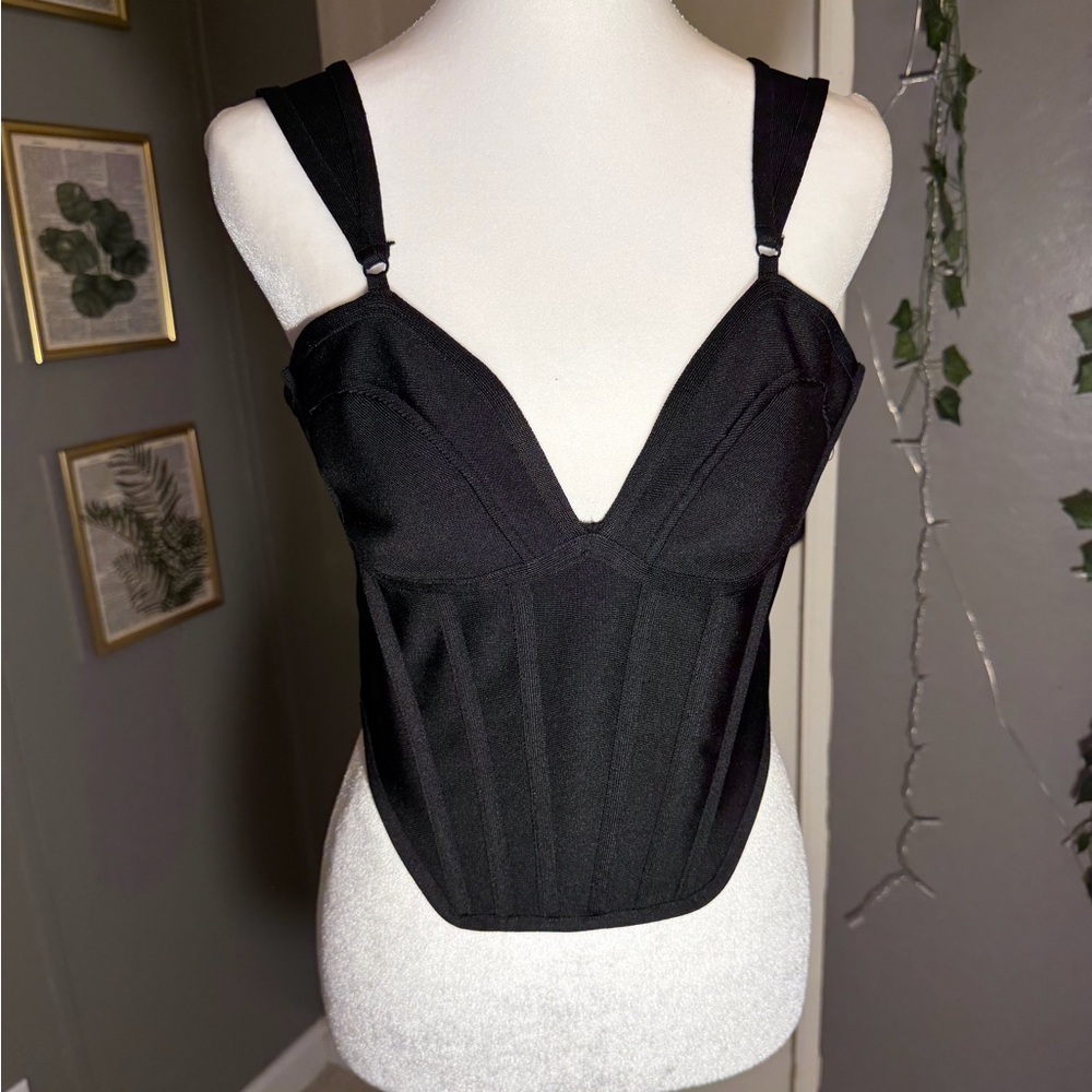 PrettyLittleThing‎ Elegant Black Top